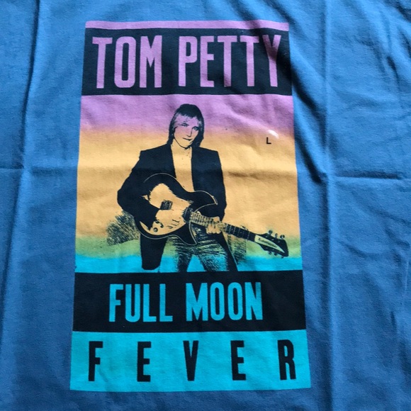 1 LEFT!!  NEW GRAPHIC T-shirt Tom Petty - Picture 5 of 5